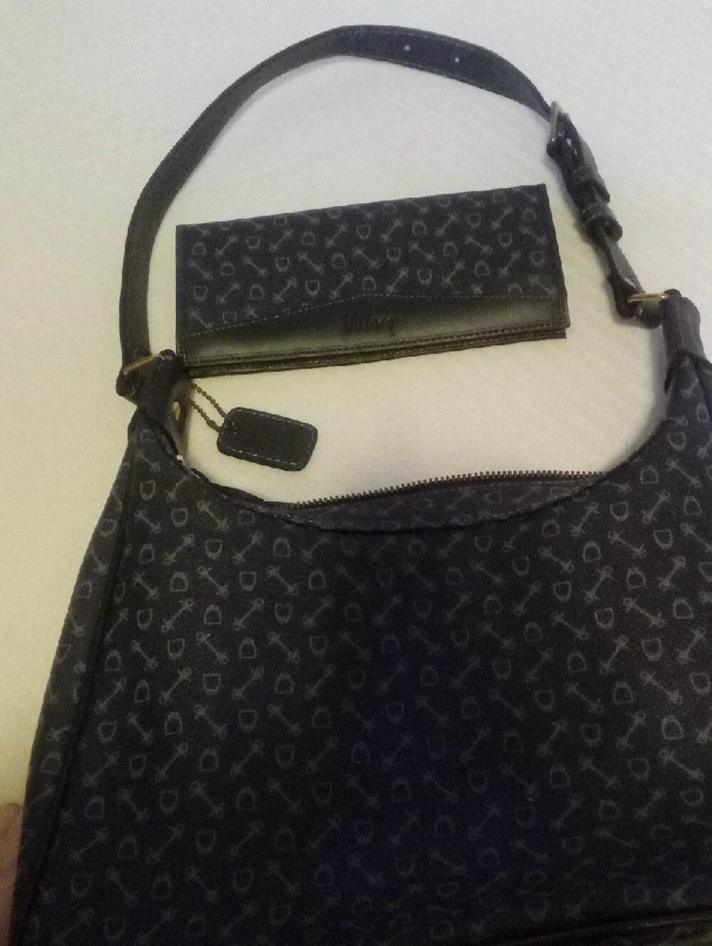 Why Classic Black Patterned Shoulder Bag And Wallet